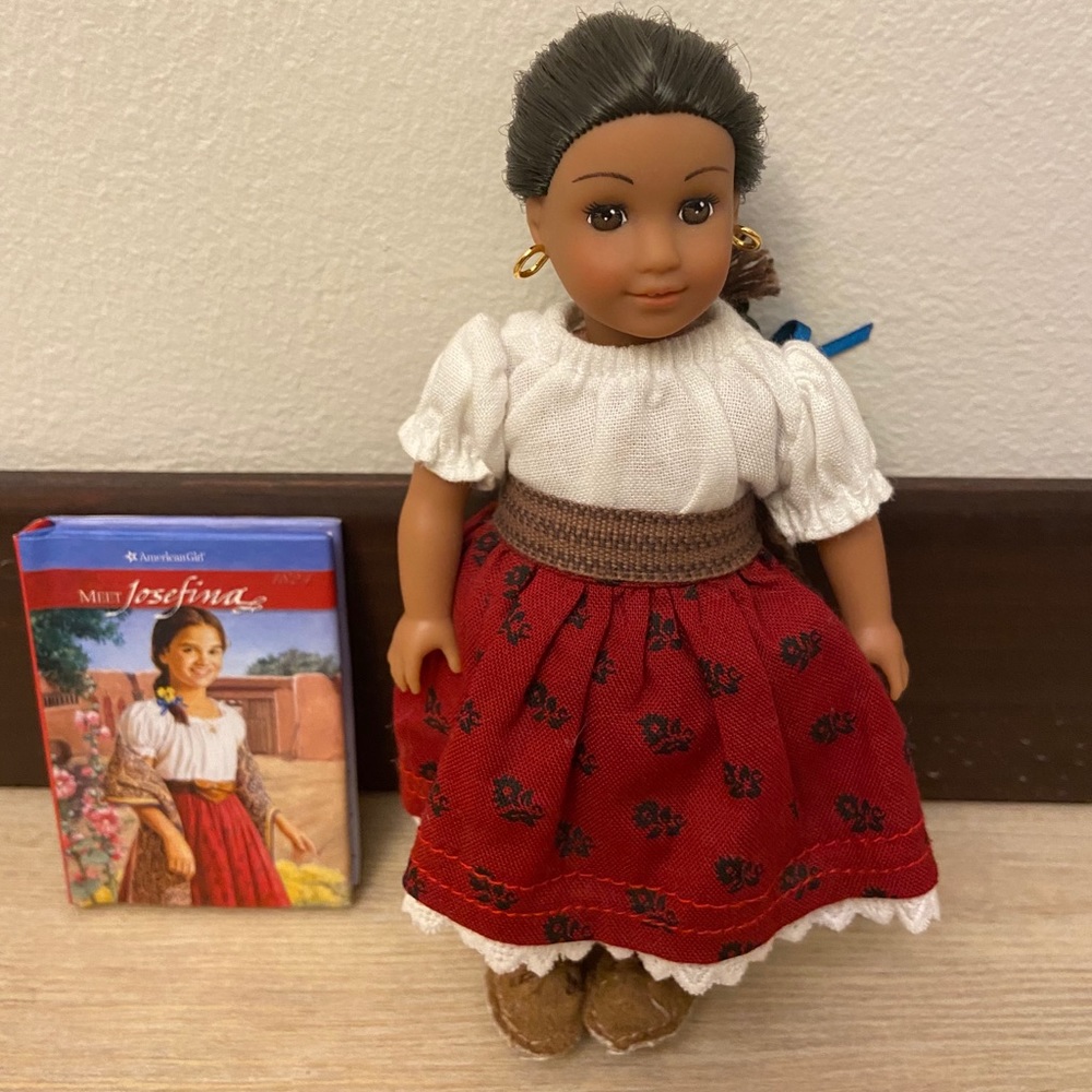 American Girl MINI Josefina